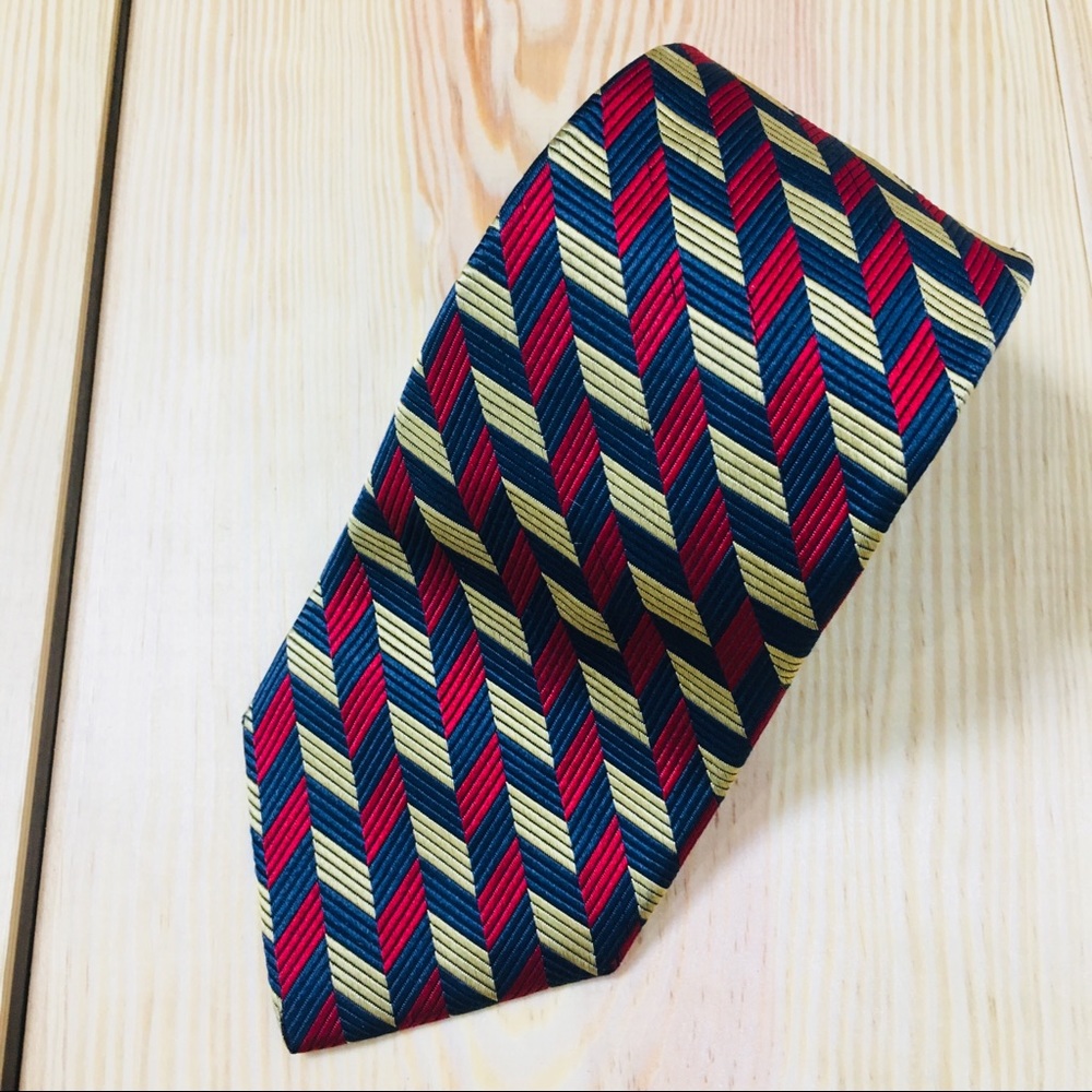 Land’s End Tie